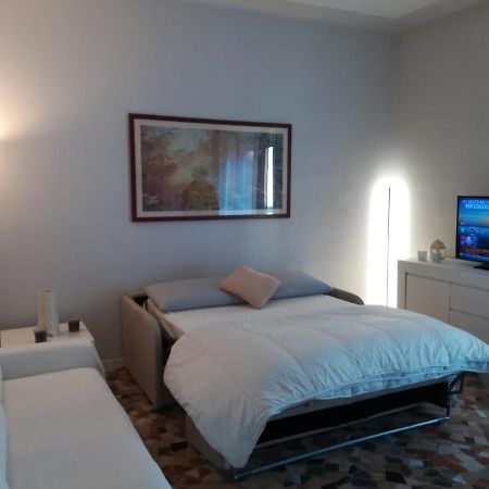Primo Piano - Bilocale Casa Vacanze Brescia Zewnętrze zdjęcie