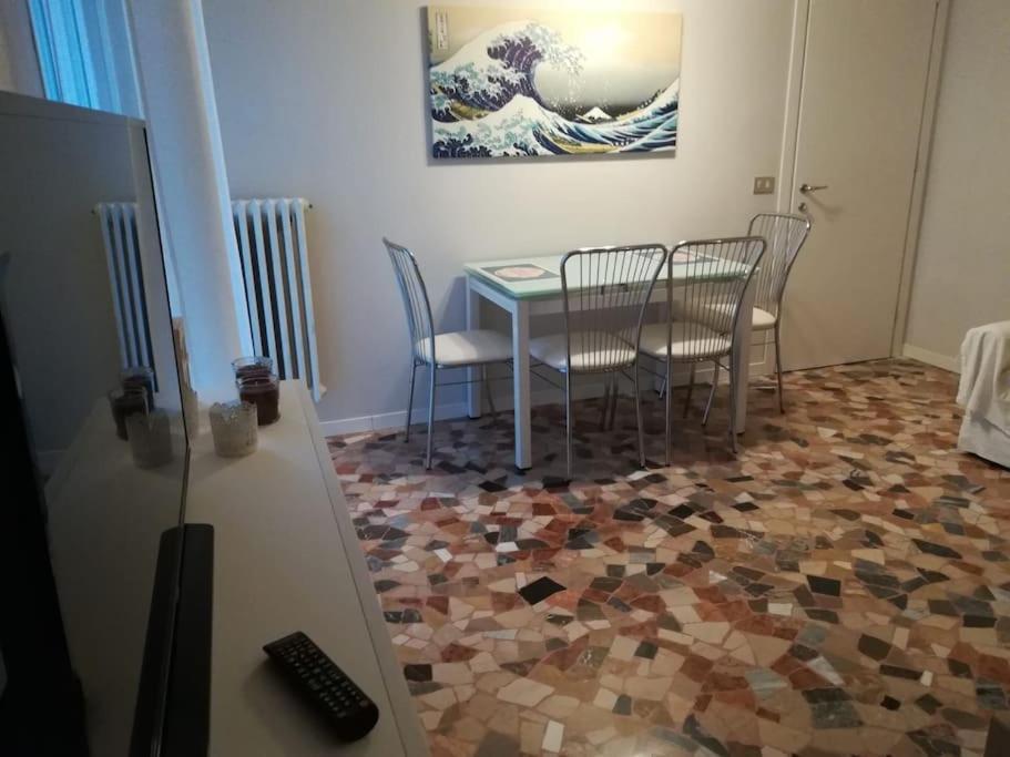 Primo Piano - Bilocale Casa Vacanze Brescia Zewnętrze zdjęcie